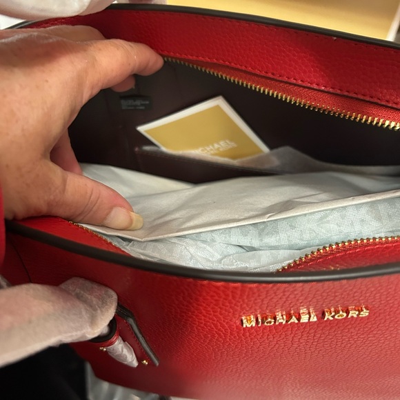 Sold - Picture 8 of 16